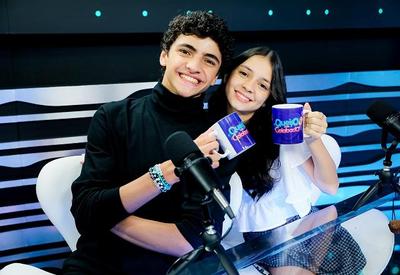 Jolie e Vinícius Pieri são os convidados do Queijo com Goiabada desta terça-feira (4)