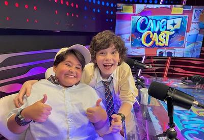 Gabriel Avellar e Theo Raddichi são os convidados do CaveCast desta terça-feira (17)