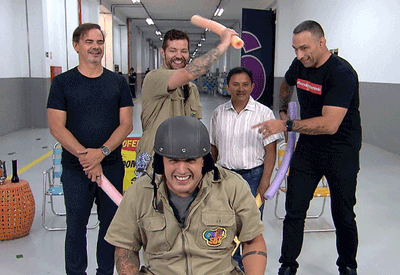 Lutador Fabrício Werdum e Carioca participam do Comédia SBT nesta segunda