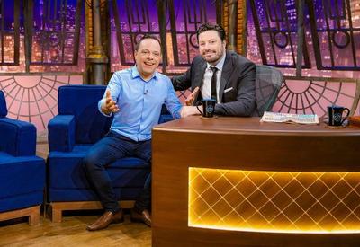 Thiago Gardinali destaca estilo irreverente no "Se Liga Brasil", relembra Alborghetti e histórias intensas no The Noite