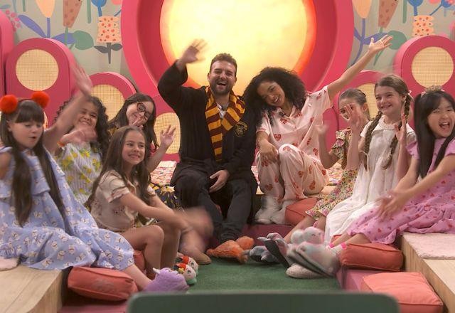 Festa do PIjama das Meninas no CaveCast