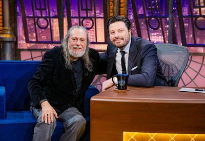 Caio Fábio abre o jogo sobre fé, polêmicas e críticas ao "mercado da religião" no The Noite